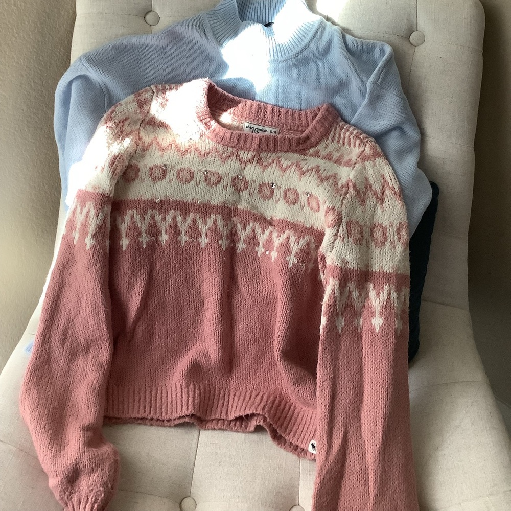 2 sweaters girls size 13/4